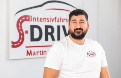 Intensivfahrschule S-Drive Fahrschule