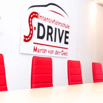 Intensivfahrschule S-Drive Fahrschule